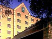 Austin Texas Hotels: Embassy Suites Austin Arboretum