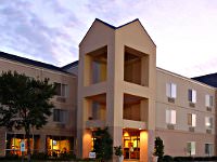 Dallas Hotels: Fairfield Inn Dallas Market Center
