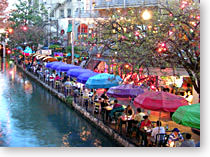 Romantic dining in the San Antonio Riverwalk
